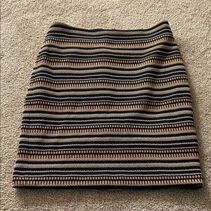 Doncaster sz 4 Black and Tan Striped Pencil Skirt